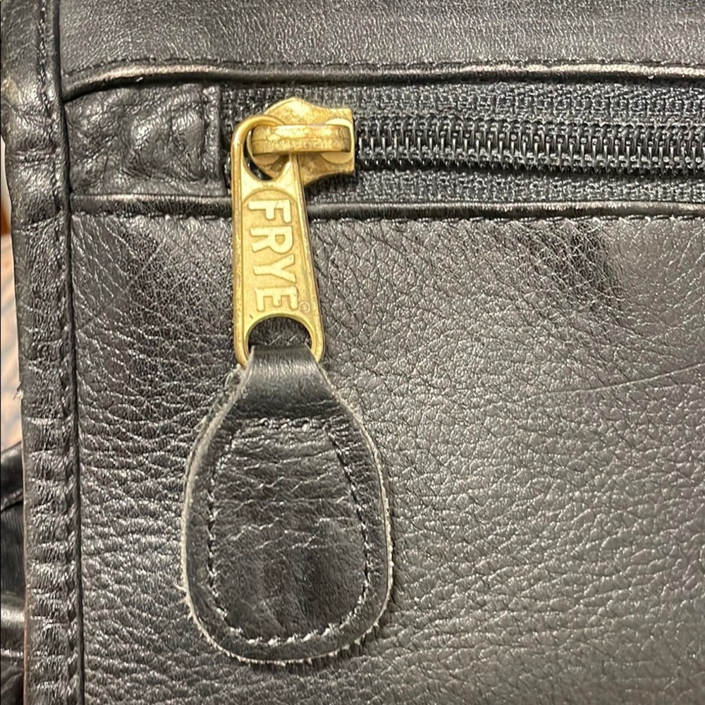 Vintage Frye Black Leather Bag - Picture 7 of 7
